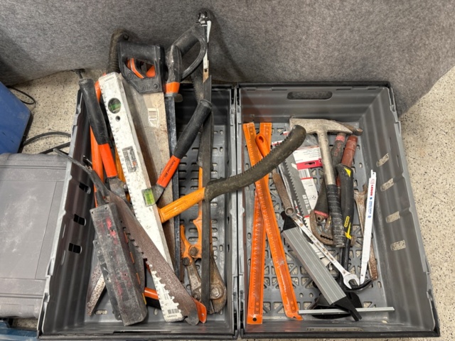 1410871-7 Verktyg och kylbox - Bosch, Milwaukee, Biltema m.fl.