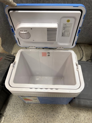 1410871-8 Verktyg och kylbox - Bosch, Milwaukee, Biltema m.fl.