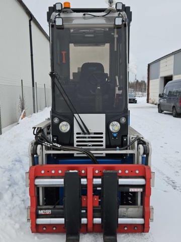 1444821-4 Eltruck – Semax P35L-E med gaffelaggregat