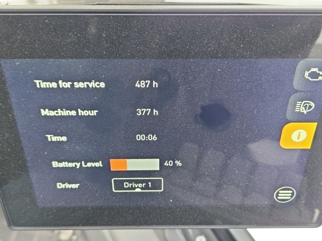 1444821-32 Eltruck – Semax P35L-E med gaffelaggregat