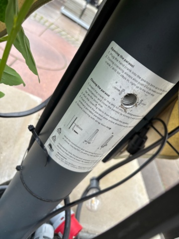 1468992-5 Parasoll 2 st - MAY Albatros