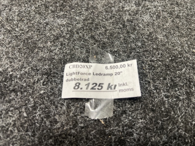 1468735-8 LEDramp 20" LightForce CBD20XP