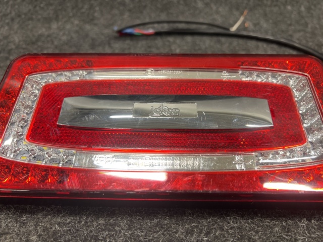 1468742-3 Baklampa LED Ellips