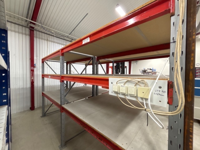 1410877-2 Pallställ 4 sektioner