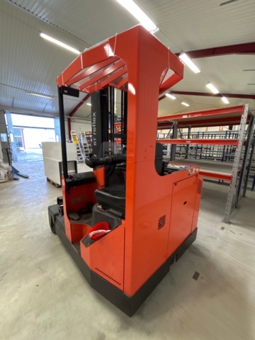 1410879-3 Fyrvägstruck - BT FRE270 -2013