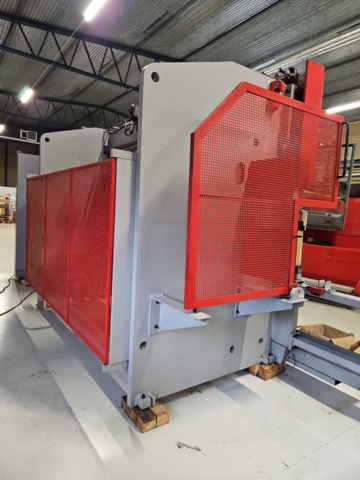 1444826-10 Kantpress - Beyeler PR6 Serie