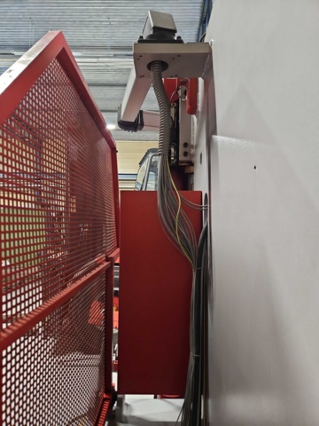 1444826-13 Kantpress - Beyeler PR6 Serie