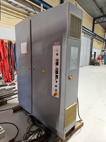 1444826-17 Kantpress - Beyeler PR6 Serie