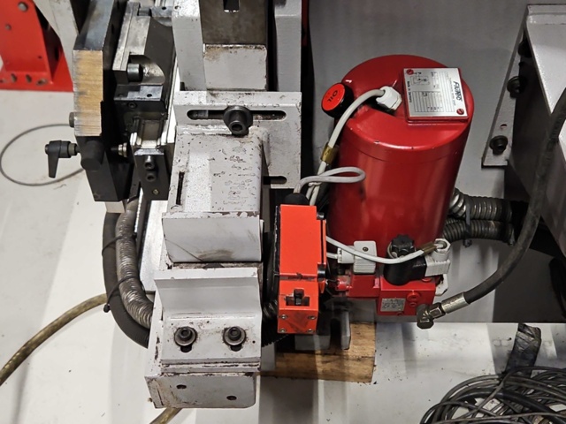 1444826-24 Kantpress - Beyeler PR6 Serie