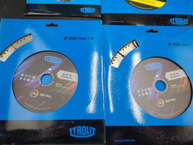 1465836-4 Diamantkapskivor, 9 st – Tyrolit, blandade diametrar, universalskärning