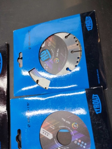 1465836-6 Diamantkapskivor, 9 st – Tyrolit, blandade diametrar, universalskärning