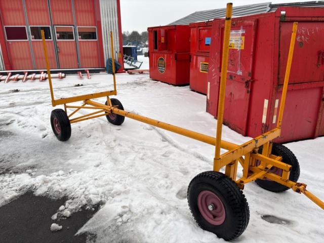 1410889-5 Materialvagnar 2 st