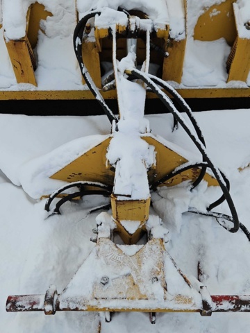 1444829-3 Snow blade for truck