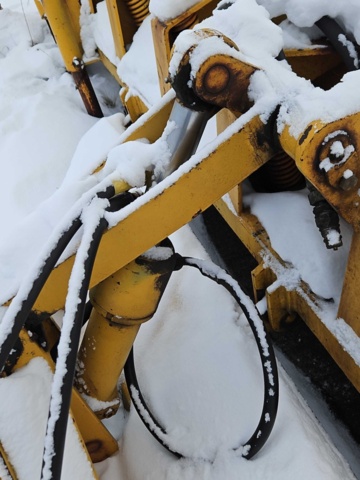 1444829-11 Snow blade for truck