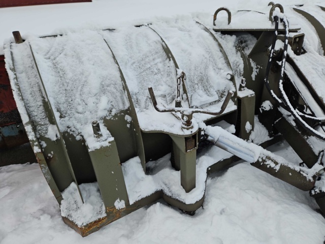 1444830-7 Snow blade for tractor