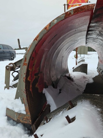 1444830-3 Snow blade for tractor