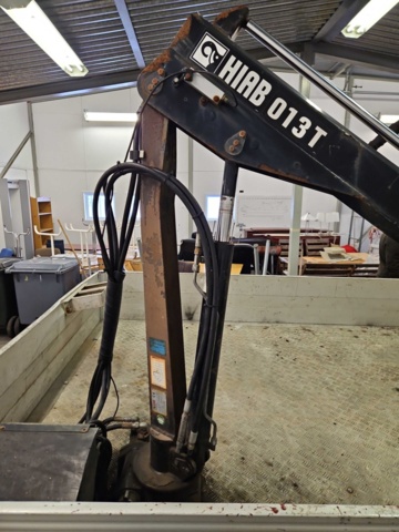 1444831-8 Crane truck - Volkswagen Crafter Chassis Double Cab 50 2.5 BlueTDI CR Manual, 163hp -2010