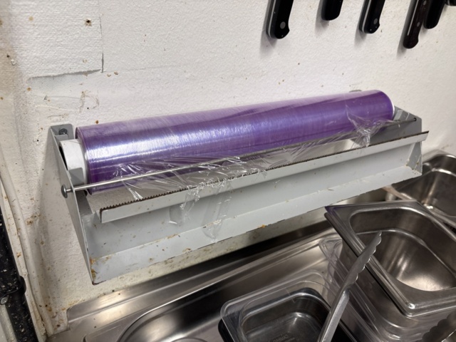 1469001-32 Stort parti med diverse köksredskap och utrustning