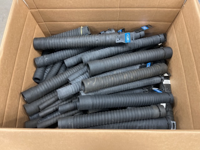 1468769-1 Lot with radiator hose Superflex