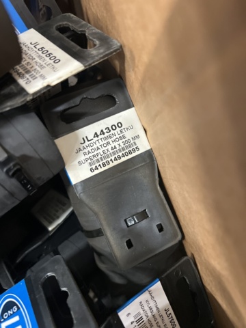 1468769-4 Lot with radiator hose Superflex