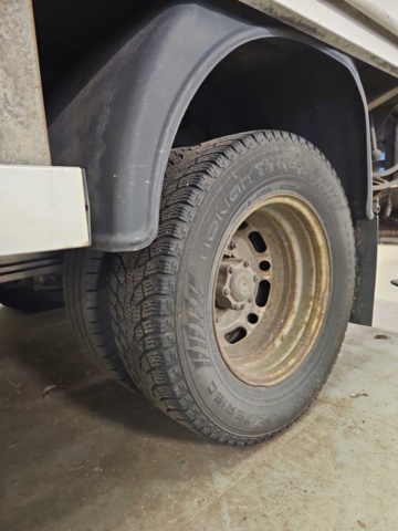 1444831-21 Crane truck - Volkswagen Crafter Chassis Double Cab 50 2.5 BlueTDI CR Manual, 163hp -2010