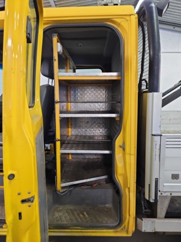 1444831-22 Crane truck - Volkswagen Crafter Chassis Double Cab 50 2.5 BlueTDI CR Manual, 163hp -2010