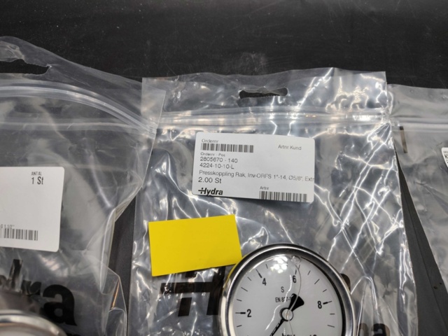 1465843-4 Manometrar och adaptrar, 10 st – hydraulik, tryckmätning, blandade anslutningar