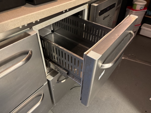 1469003-6 Kylbänk med lådor - Gram K 1407 CSG B 2D/2D