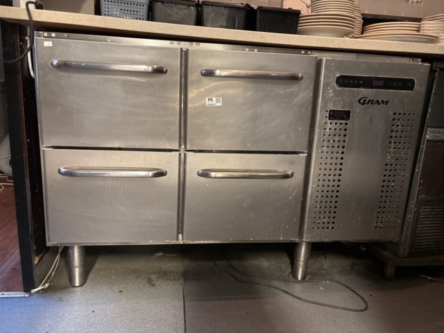 1469003-4 Kylbänk med lådor - Gram K 1407 CSG B 2D/2D