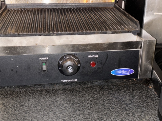 1469006-3 Klämgrill - Maxima