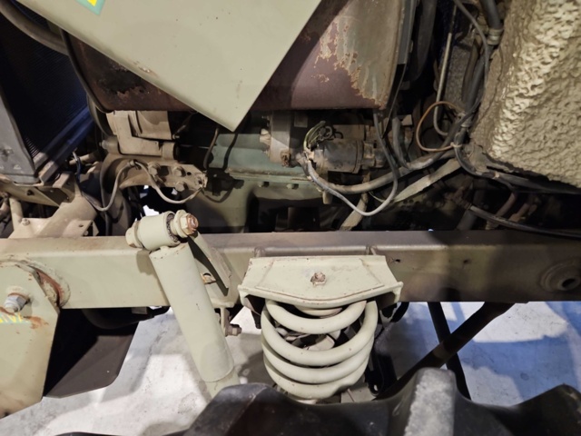 1444834-15 Traktor med plogfäste - Mercedes Benz MB-Trac 800 -1980