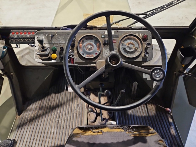 1444834-18 Traktor med plogfäste - Mercedes Benz MB-Trac 800 -1980