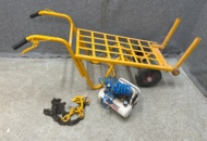 1436488 Tegelkärra, kompressor och surrningskätting - Hörby Bruk, Aerfast m.fl.