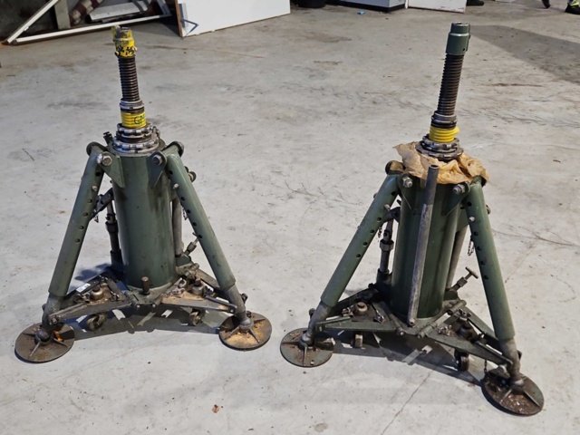 1444836-1 Domkrafter 2 st á 10 ton - FPLDOMKRAFT