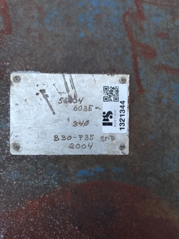 1321344-4 Implement bracket B30 bracket -F35