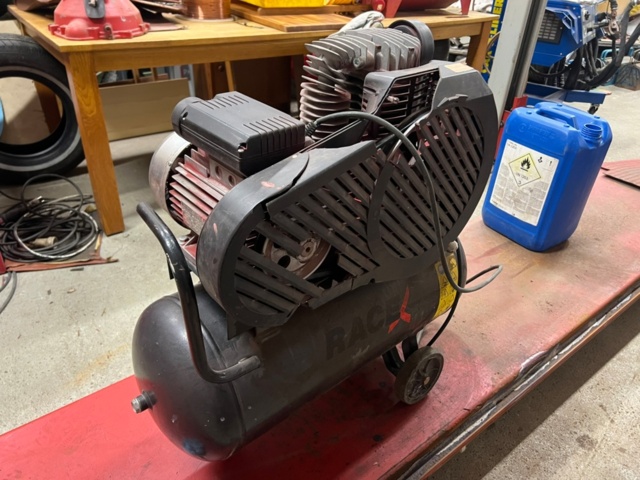 1471207-4 Kompressor 3 hk