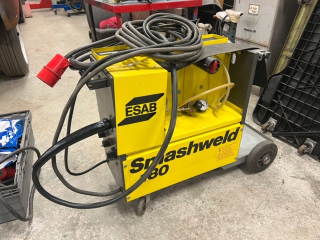1471211-1 Migsvets ESAB Smashweld 180