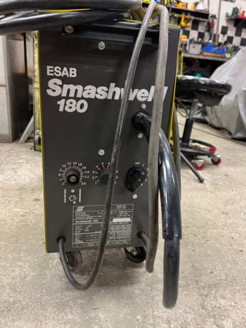 1471211-3 Migsvets ESAB Smashweld 180