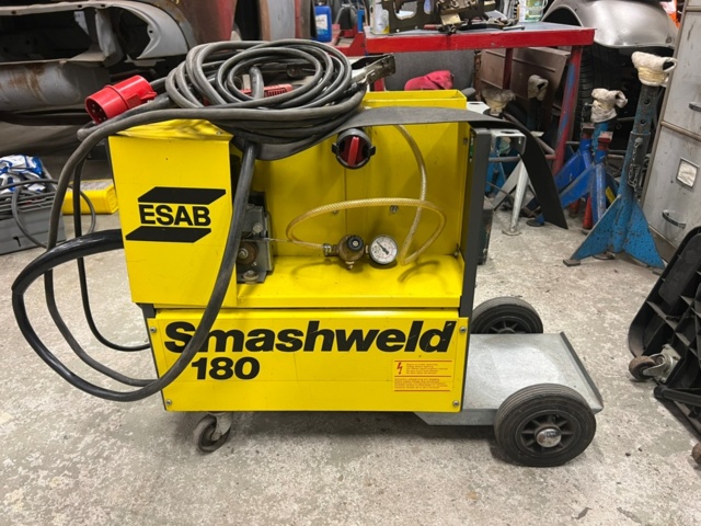 1471211-5 Migsvets ESAB Smashweld 180