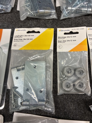 1471182-8 Electrical materials, door stops, hinges, towel racks, etc.