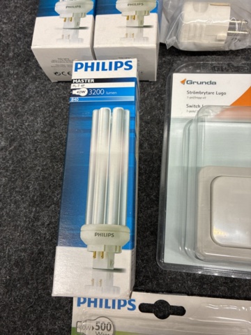 1471182-23 Electrical materials, door stops, hinges, towel racks, etc.