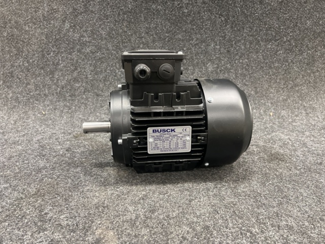 1471096-1 3-fasmotor Busck T3A90S-4 1,1kw 1400r/m 230/400V B3