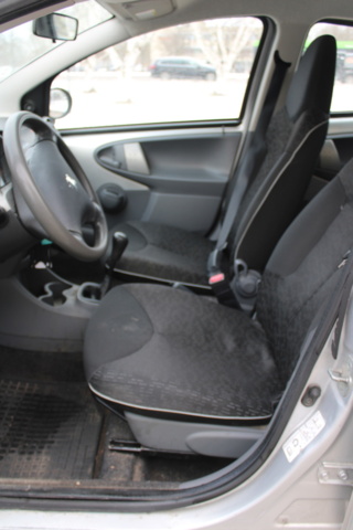 1468944-15 Peugeot 107 1.0 2011, 15047 mil (LTT274)