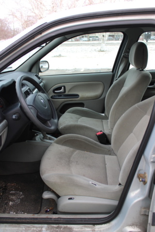 1468945-18 Renault Clio 1.4 2003, automat, 9871 mil (UDH897)