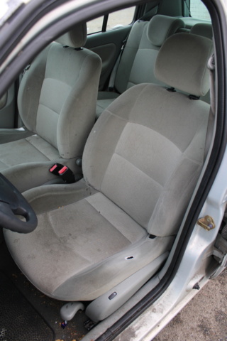 1468945-19 Renault Clio 1.4 2003, automat, 9871 mil (UDH897)