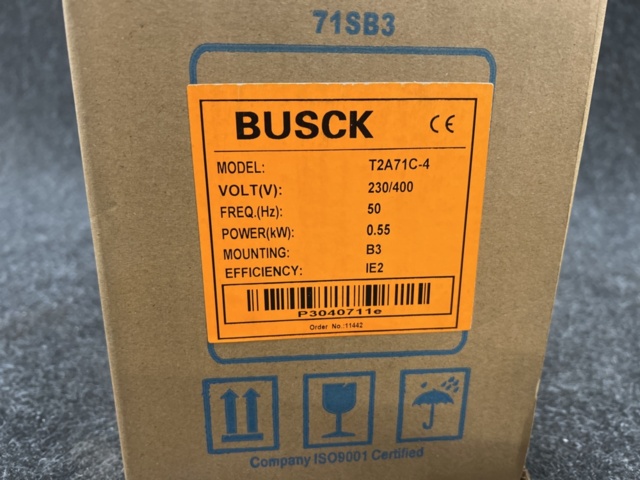 1471110-2 3-fasmotor Busck T2A71C-4 0,55kw 1400 r/m B3 400v