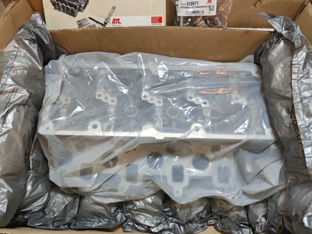 1400664-2 Nytt topplock VW 2.0 TDI (CAAC)