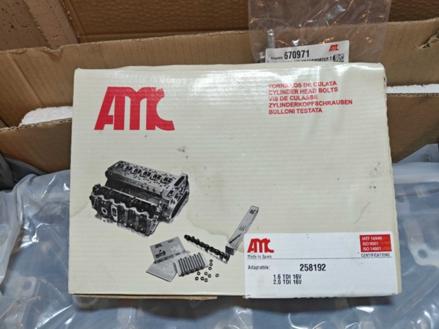 1400664-3 Nytt topplock VW 2.0 TDI (CAAC)