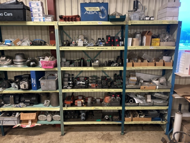 1457439-1 Collection with various valves - hydraulic components