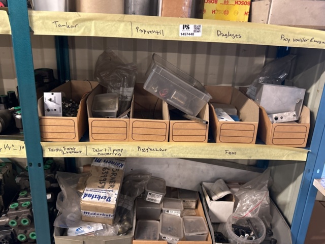 1457440-4 Lot of parts and documentation for RAC-T units